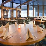 Club Hotel 4*