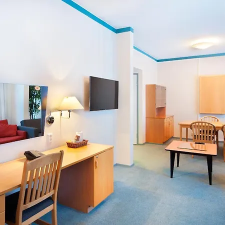 Club Hotel 4*