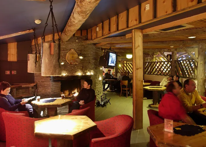 Club 4* סאריסלקה